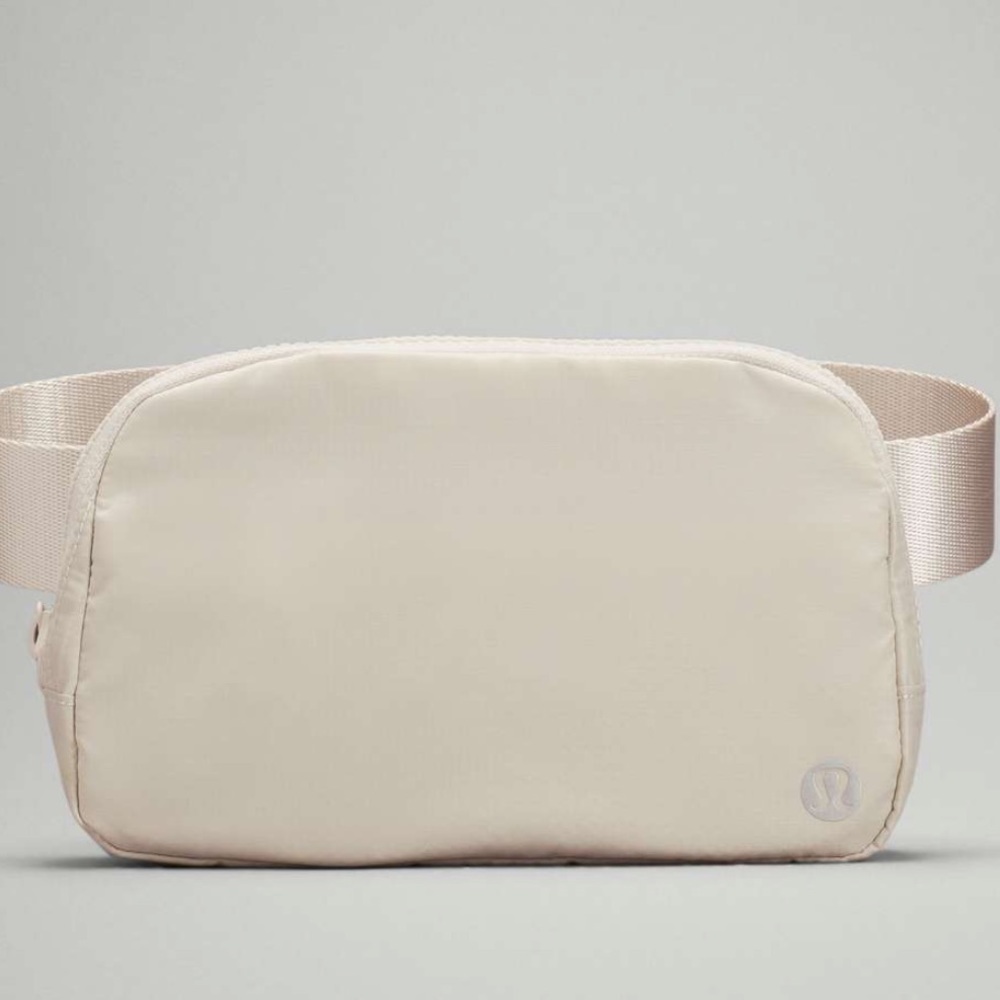 Lululemon Everywhere Belt Bag in White Opal